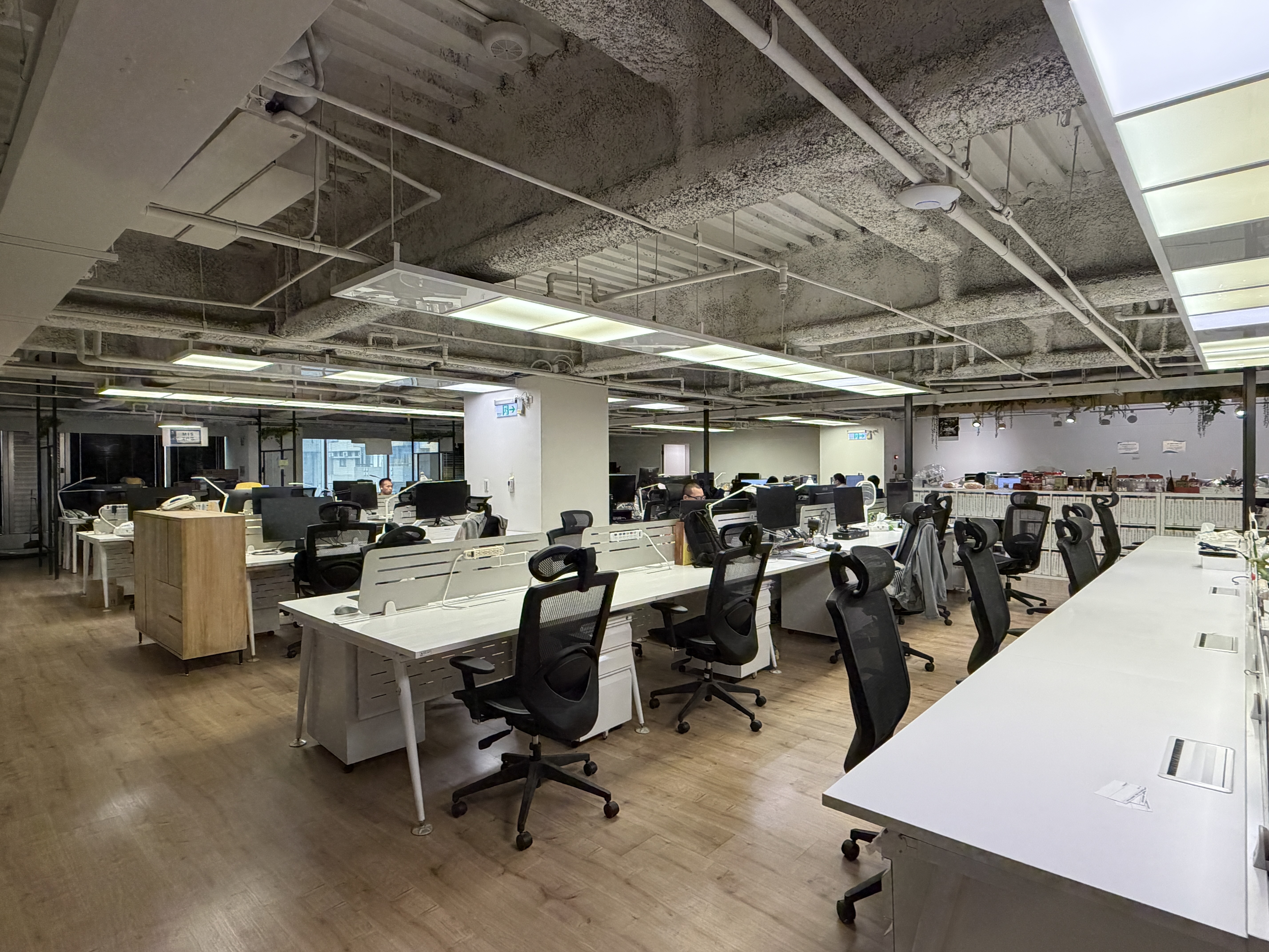 KDAN Office Area_10